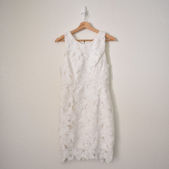 Astr The Label Textured Floral Body Con Dress - Picture 8 of 15